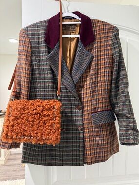 OTELLOPELLE 60% wool blazer
Size L